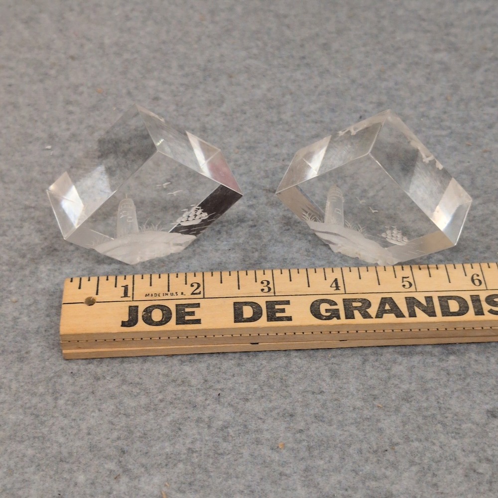 Vtg Intaglio Etched Nautical Lighthouse Ship Clear Cube Paperweights Set of 2 - Picture 5 of 5